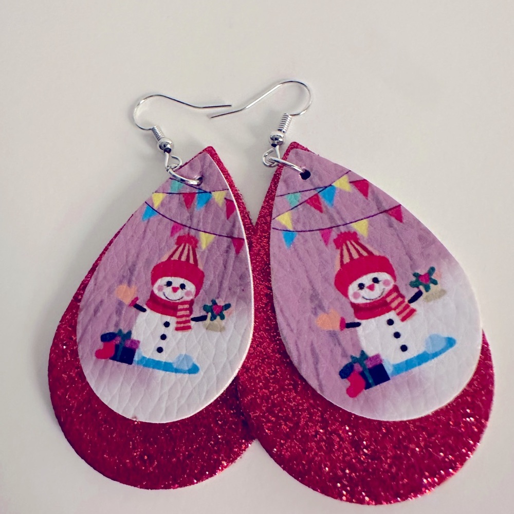 NWT Snowman Sparkling Christmas Earrings.
